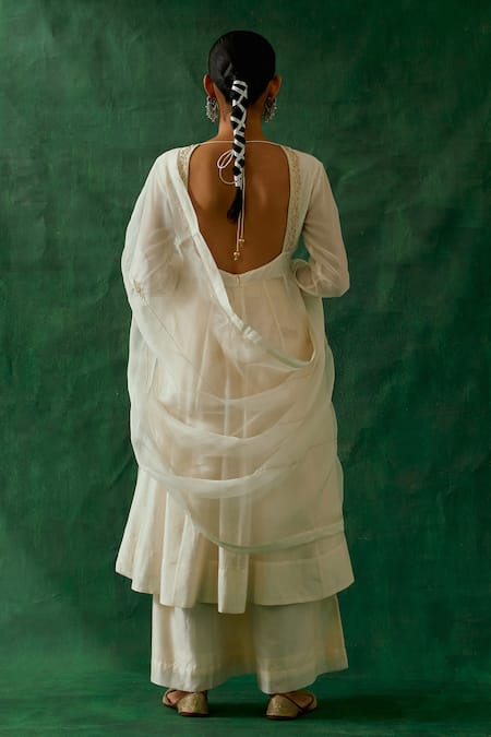 Shop_Vinusto_Off White Handwoven Chanderi V Neck Anarkali Palazzo Set _at_Aza_Fashions