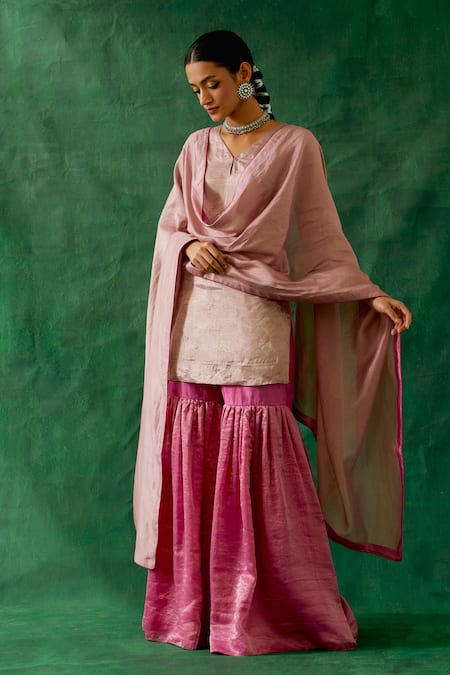 Buy_Vinusto_Pink , Handloom Cotton, Silk Zari Handwoven Kurta Gharara Set _Online_at_Aza_Fashions