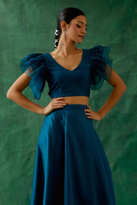 Vinusto_Pink Chanderi V-neck Handwoven Blouse With Flared Lehenga _Online_at_Aza_Fashions