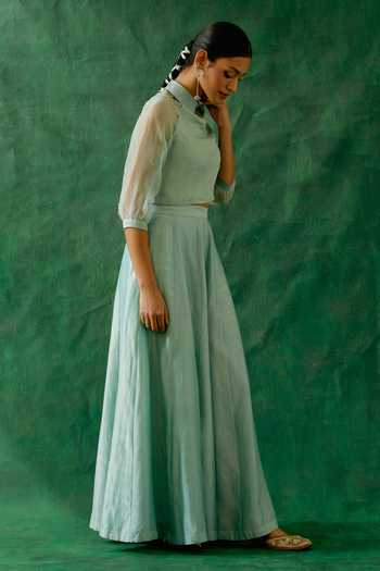 Shop Vinusto Green Handloom Cotton, Chanderi Zari Handwoven Silk Crop Top With Palazzo at Aza Fashions Shop_Vinusto_Green Handloom Cotton, Chanderi Zari Handwoven Silk Crop Top With Palazzo _at_Aza_Fashions
