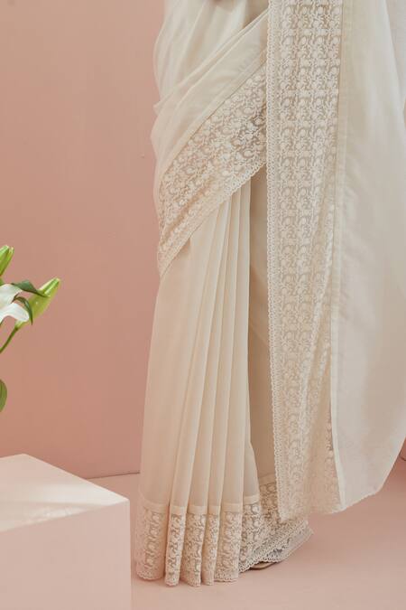 Shop_Vinusto_Off White Chanderi Embroidery Floral V-neck Pristine Saree With Blouse _Online_at_Aza_Fashions