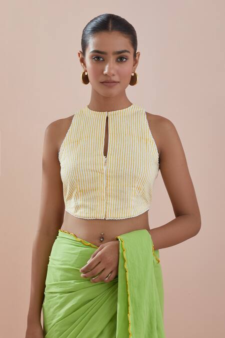 Shop Vinusto Green Cotton Embroidery Halter Neck Floral Scallop Saree With Blouse Online at Aza Fashions Shop_Vinusto_Green Cotton Embroidery Halter Neck Floral Scallop Saree With Blouse _Online_at_Aza_Fashions