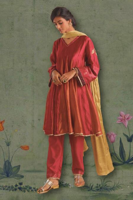 Buy_Myoho_Pink Denim, Silk Embroidery V-neck Apsara Sleeves Godet Kurta Pant Set _Online_at_Aza_Fashions