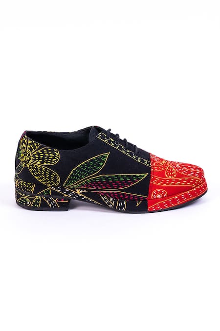 Jeetinder Sandhu Kantha Embroidered Color Blocked Shoes 