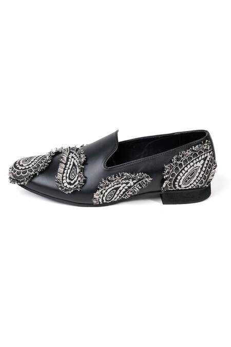 Buy Jeetinder Sandhu Black Paisley Motif Hand Stitched Loafers Online at Aza Fashions Buy_Jeetinder Sandhu_Black Paisley Motif Hand Stitched Loafers_Online_at_Aza_Fashions