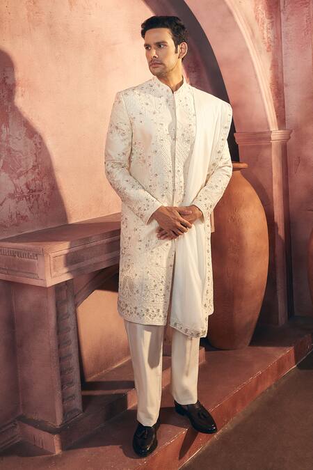 Alaya Advani Off White Viscose Satin Embroidered Pearl Floral Sherwani Set 