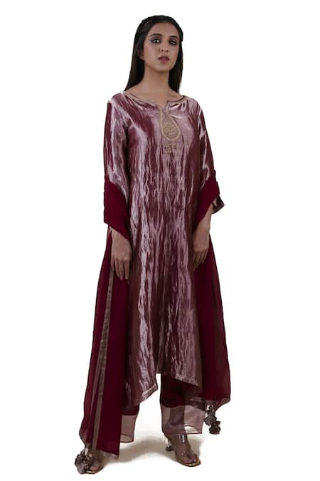 Bhavik Shah Hand Embroidered Kurta Set 