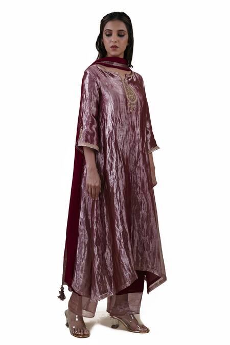 Shop Bhavik Shah Maroon Dupatta Soft Organza, Kurta Tissue, Pant Hand Embroidered Set at Aza Fashions Shop_Bhavik Shah_Maroon Dupatta Soft Organza, Kurta Tissue, Pant Hand Embroidered Set_at_Aza_Fashions