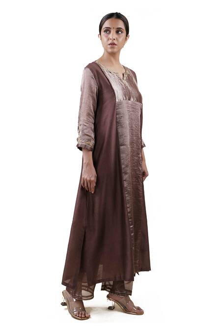 Bhavik Shah Brown Dupatta Soft Organza, Kurta Chanderi Hand Embroidered A-line Set Online at Aza Fashions Bhavik Shah_Brown Dupatta Soft Organza, Kurta Chanderi Hand Embroidered A-line Set _Online_at_Aza_Fashions