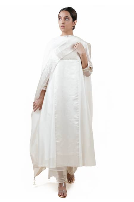 Bhavik Shah Hand Embroidered Kurta Set 