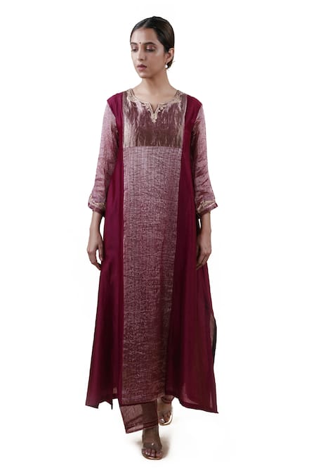 Shop Bhavik Shah Maroon Dupatta Soft Organza, Kurta Chanderi Silk, Embroidered A-line Set at Aza Fashions Shop_Bhavik Shah_Maroon Dupatta Soft Organza, Kurta Chanderi Silk, Embroidered A-line Set _at_Aza_Fashions