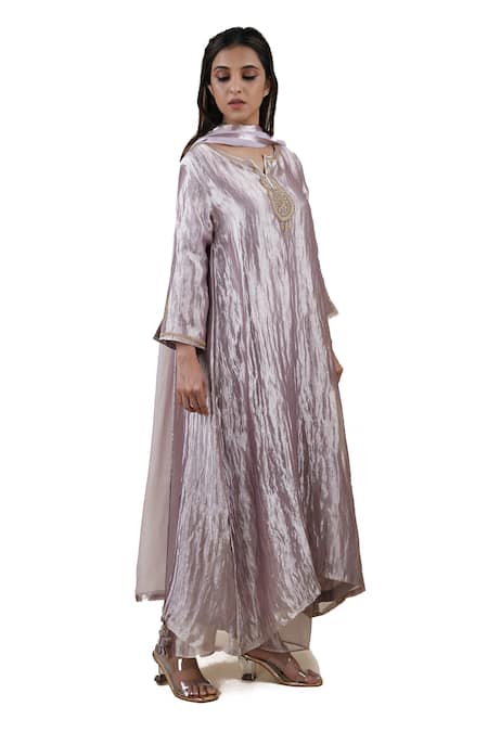 Bhavik Shah Aari Embroidered Kurta Set 