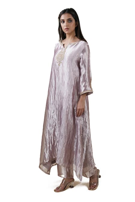 Bhavik Shah Grey Dupatta Soft Organza, Kurta Tissue, Pant Cotton Slub Embroidered Set Online at Aza Fashions Bhavik Shah_Grey Dupatta Soft Organza, Kurta Tissue, Pant Cotton Slub Embroidered Set _Online_at_Aza_Fashions