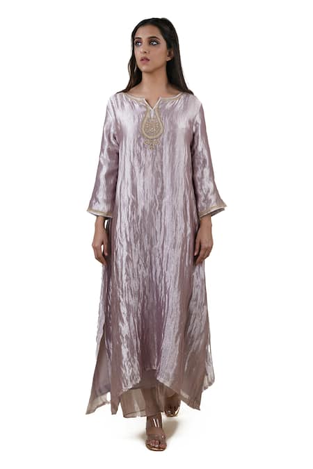 Buy Bhavik Shah Grey Dupatta Soft Organza, Kurta Tissue, Pant Cotton Slub Embroidered Set Online at Aza Fashions Buy_Bhavik Shah_Grey Dupatta Soft Organza, Kurta Tissue, Pant Cotton Slub Embroidered Set _Online_at_Aza_Fashions