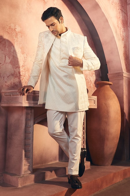 Alaya Advani Cream Silk Blend Embroidered Thread Sherwani Jacket Set 