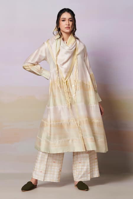 Buy_Moh India_Ivory Pure Chanderi Silk Embroidered Lace Band After Glow Kurta Pant Set 