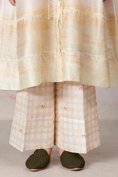 Buy_Moh India_Ivory Chanderi Silk, Cotton Lace, Embroidery After Glow Kurta Set With Scarf _Online_at_Aza_Fashions