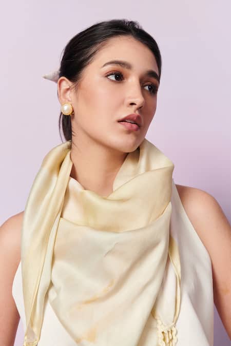 Moh India_Ivory After Glow Scarf _Online_at_Aza_Fashions