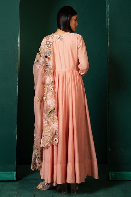Oshi By Shikha Pink Chanderi, Silk Organza Embroidery Round Neck Floral Anarkali And Pant Set Online at Aza Fashions Oshi By Shikha_Pink Chanderi, Silk Organza Embroidery Round Neck Floral Anarkali And Pant Set _Online_at_Aza_Fashions