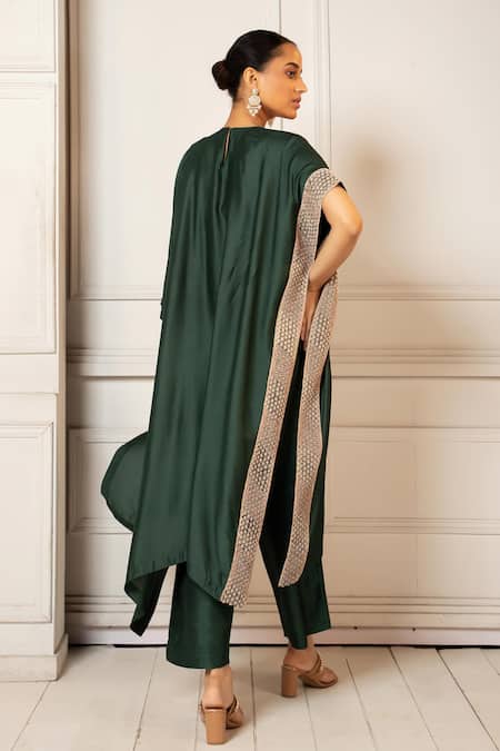 Oshi By Shikha Silk Floral Embroidered Asymmetric Kaftan With Pant 