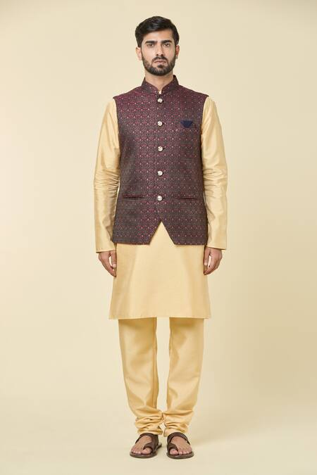 Shop Arihant Rai Sinha Maroon Jacquard, Silk Woven Bundi Kurta Set Online at Aza Fashions Shop_Arihant Rai Sinha_Maroon Jacquard, Silk Woven Bundi Kurta Set _Online_at_Aza_Fashions