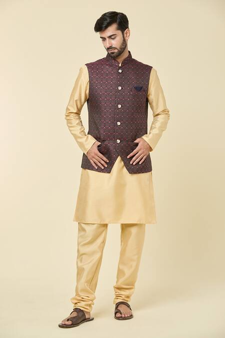 Arihant Rai Sinha Maroon Jacquard, Silk Woven Bundi Kurta Set at Aza Fashions Arihant Rai Sinha_Maroon Jacquard, Silk Woven Bundi Kurta Set _at_Aza_Fashions