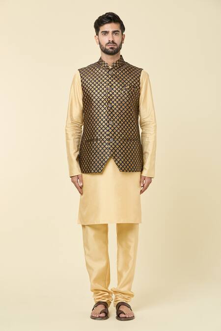 Shop Arihant Rai Sinha Black Jacquard, Silk Woven Bundi Kurta Set Online at Aza Fashions Shop_Arihant Rai Sinha_Black Jacquard, Silk Woven Bundi Kurta Set _Online_at_Aza_Fashions