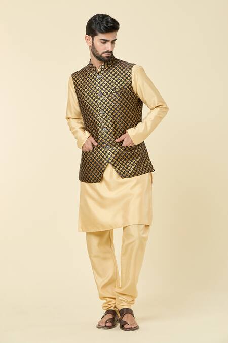 Arihant Rai Sinha Black Jacquard, Silk Woven Bundi Kurta Set at Aza Fashions Arihant Rai Sinha_Black Jacquard, Silk Woven Bundi Kurta Set _at_Aza_Fashions