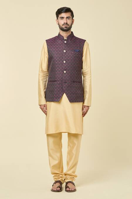 Arihant Rai Sinha Wine Jacquard Sequins, Embroidery Floral Woven Bundi Online at Aza Fashions Arihant Rai Sinha_Wine Jacquard Sequins, Embroidery Floral Woven Bundi _Online_at_Aza_Fashions