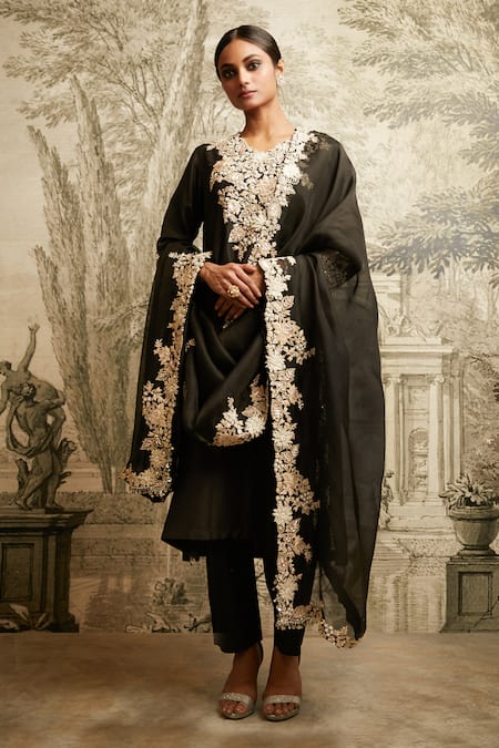 Prisho Black Silk Embroidered Resham Round Lampi Applique Kurta Pant Set 