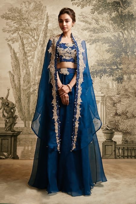 Prisho Dori Detailed Lehenga Set With Cape 