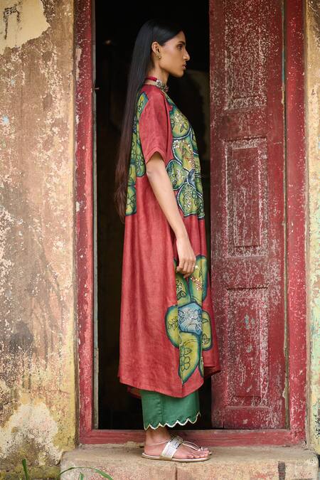 Shop_Aamra By Lavanya_Maroon Cotton, Silk Embroidery, Kalamkari Floral Oversize Kurta With Pant _Online_at_Aza_Fashions