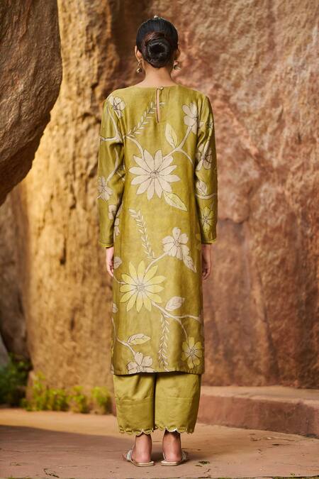 Shop Aamra By Lavanya Brown Cotton, Silk Sequins, Embroidery V-neck Kalamkari Floral Kurta Pant Set at Aza Fashions Shop_Aamra By Lavanya_Brown Cotton, Silk Sequins, Embroidery V-neck Kalamkari Floral Kurta Pant Set_at_Aza_Fashions