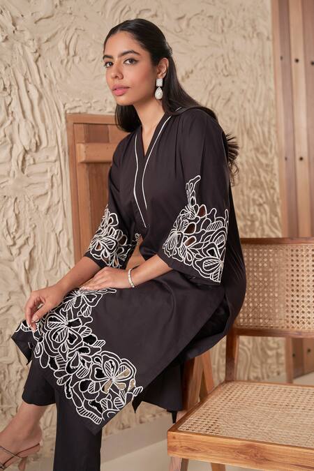 Buy Samatvam By Anjali Bhaskar Black Cotton Embroidery, Cut Work V-neck Ira Floral Straight Kurta With Pant Online at Aza Fashions Buy_Samatvam By Anjali Bhaskar_Black Cotton Embroidery, Cut Work V-neck Ira Floral Straight Kurta With Pant _Online_at_Aza_Fashions