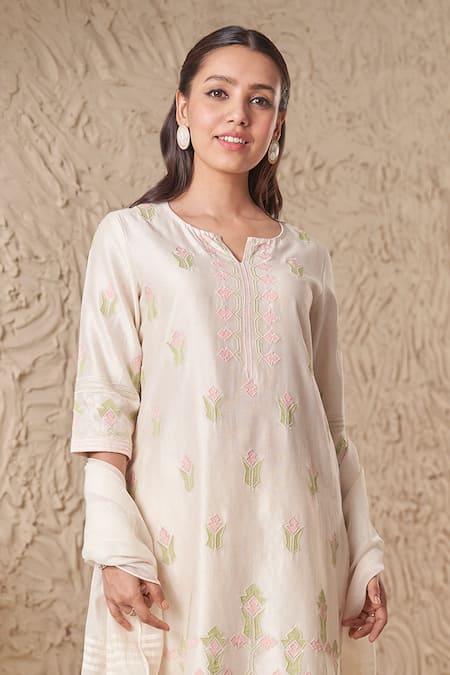 Shop_Samatvam By Anjali Bhaskar_Ivory Chanderi Tassels, Embroidery Split Mala Thread Straight Kurta And Pant Set _Online_at_Aza_Fashions