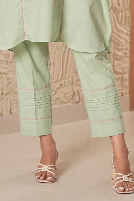 Buy Samatvam By Anjali Bhaskar Green Muslin, Cotton Embroidery Round Neck Maya Floral Kurta With Pleated Pant Online at Aza Fashions Buy_Samatvam By Anjali Bhaskar_Green Muslin, Cotton Embroidery Round Neck Maya Floral Kurta With Pleated Pant _Online_at_Aza_Fashions