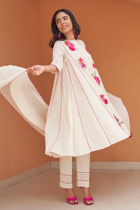 Samatvam By Anjali Bhaskar_Ivory Cotton Embroidery, Tassels Round Niyati A-line Kurta And Pleated Pant Set _Online_at_Aza_Fashions