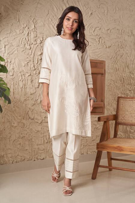 Shop Samatvam By Anjali Bhaskar Ivory Chanderi Embroidery, Lace Round Sahar Thread Straight Kurta And Pant Set Online at Aza Fashions Shop_Samatvam By Anjali Bhaskar_Ivory Chanderi Embroidery, Lace Round Sahar Thread Straight Kurta And Pant Set _Online_at_Aza_Fashions