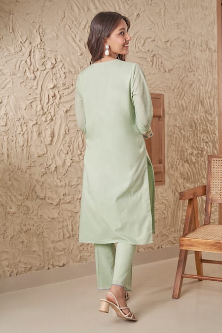 Samatvam By Anjali Bhaskar Zoya Floral Embroidered Button Down Kurta & Pant Set 