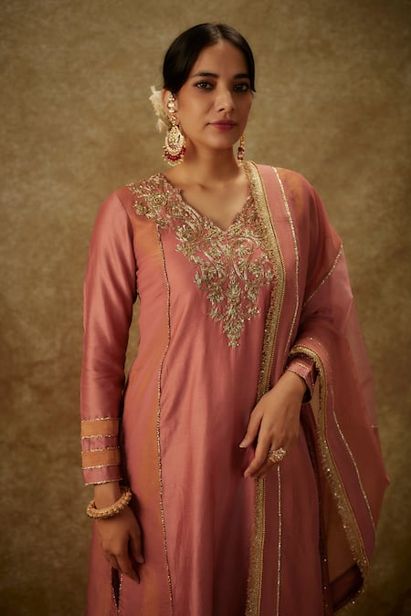 Buy_The Aarya_Pink Organza, Handloom Cotton Embroidery, Zari Paisley Pattern Kurta Pant Set _Online_at_Aza_Fashions