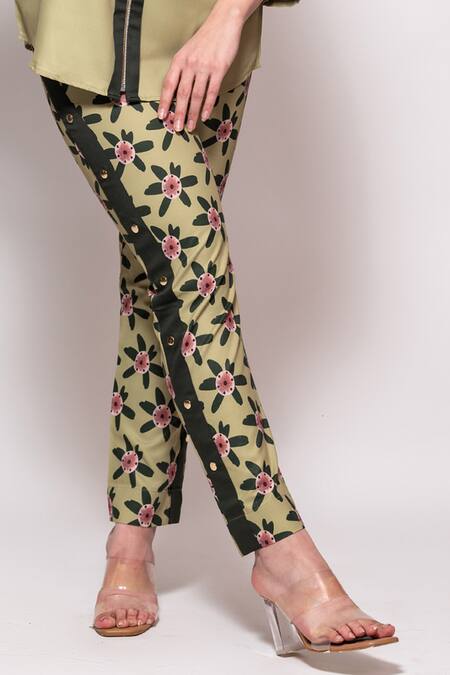 Veera Wear_Green Cotton Studs Collared Flora Print Shacket With Pant_Online_at_Aza_Fashions