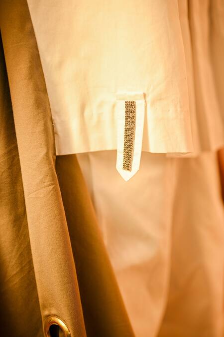 Buy_Veera Wear_White Cotton Round Neck Pleated Panelled Top And Shorts Set