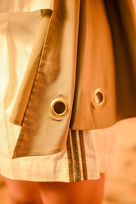 Shop_Veera Wear_White Cotton Round Neck Pleated Panelled Top And Shorts Set