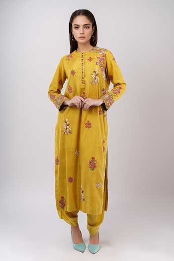 Shop_Debyani + CO_Yellow Cotton Embroidery Round Neck Rangoli Kurta Set _Online_at_Aza_Fashions