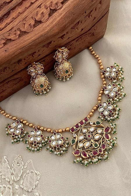 Saga Jewels Floral Carved Kundan Necklace Set 