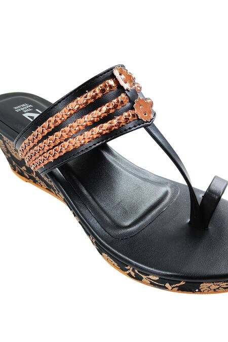 Buy_The Madras Trunk_Black Embroidery Haiku Brocade Kolhapuri Wedges _Online_at_Aza_Fashions