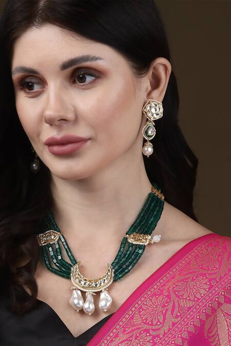 Dugran By Dugristyle Green Pearls, Fabric Flowers Jaadui Noor Necklace Set