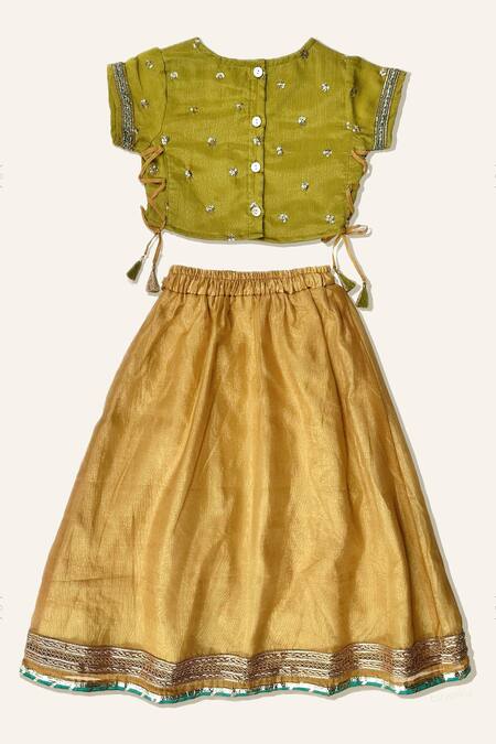 Shop Taramira Green Crepe Blend Embroidery Flora Sequin Embellished Blouse Lehenga Set at Aza Fashions Shop_Taramira_Green Crepe Blend Embroidery Flora Sequin Embellished Blouse Lehenga Set_at_Aza_Fashions