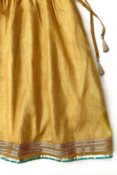 Taramira Green Crepe Blend Embroidery Flora Sequin Embellished Blouse Lehenga Set Online at Aza Fashions Taramira_Green Crepe Blend Embroidery Flora Sequin Embellished Blouse Lehenga Set_Online_at_Aza_Fashions