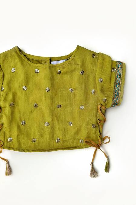 Buy Taramira Green Crepe Blend Embroidery Flora Sequin Embellished Blouse Lehenga Set Online at Aza Fashions Buy_Taramira_Green Crepe Blend Embroidery Flora Sequin Embellished Blouse Lehenga Set_Online_at_Aza_Fashions